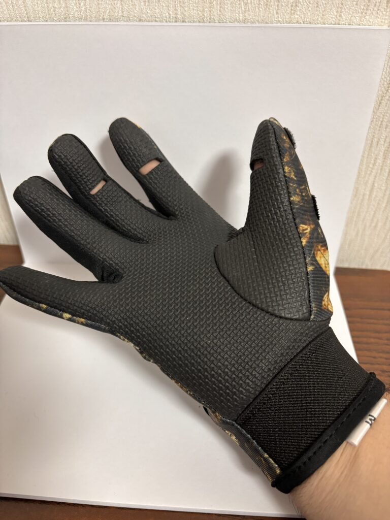 フィッシンググローブ 手のひら側 フィット感 グリップ